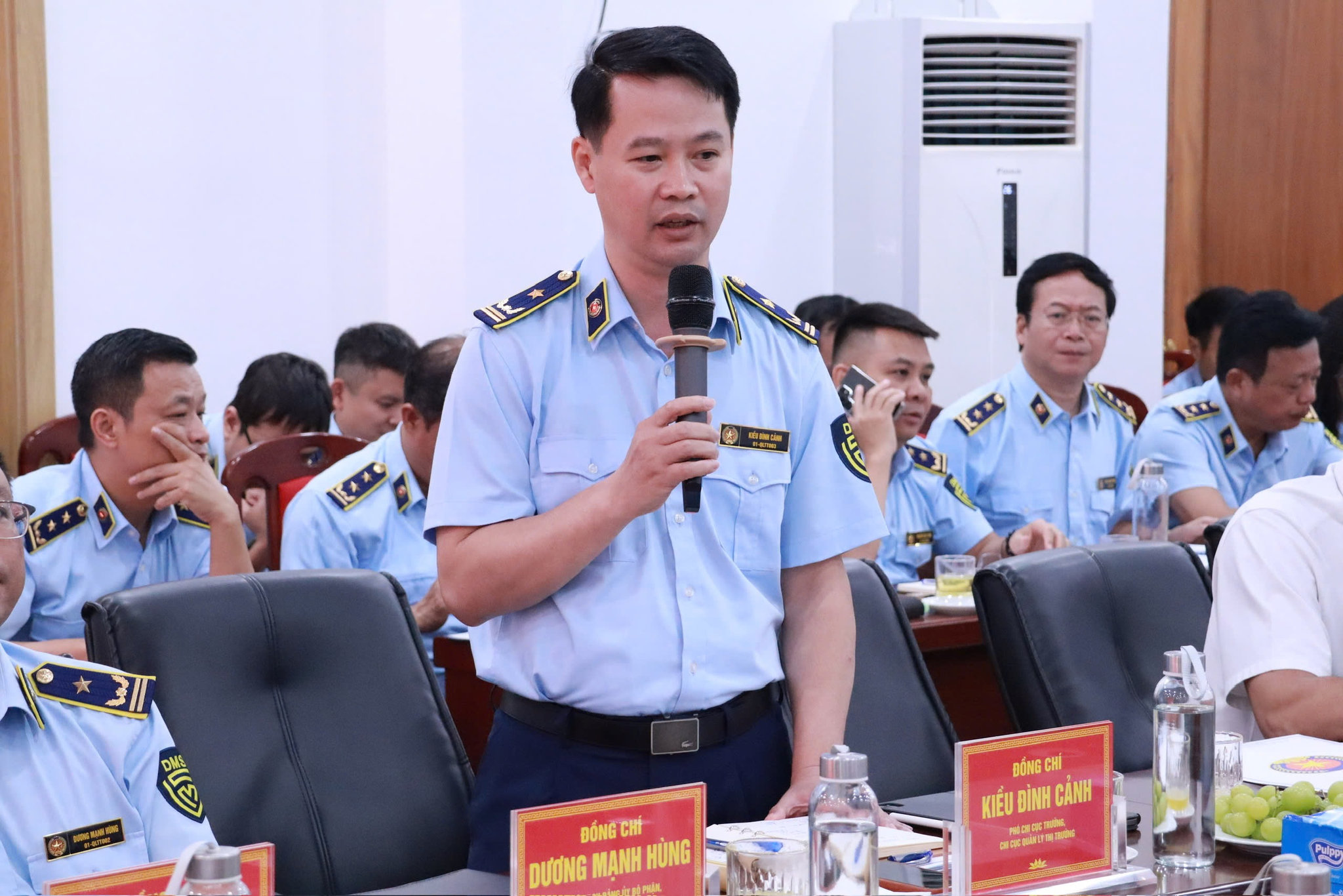 Phó Chi cục trưởng Chi cục Quản lý thị trường Hà Nội Kiều Đình Cảnh phát biểu. Ảnh QLTT