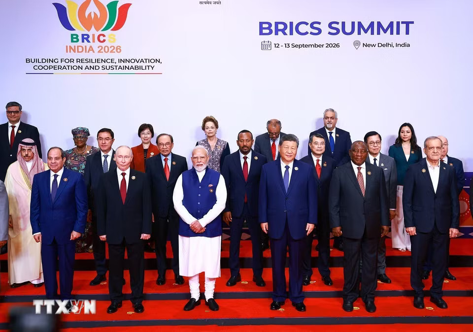 Thủ tướng Lê Minh Hưng cùng các Trưởng đoàn tham dự Hội nghị thượng đỉnh BRICS lần thứ 18 tại Ấn Độ