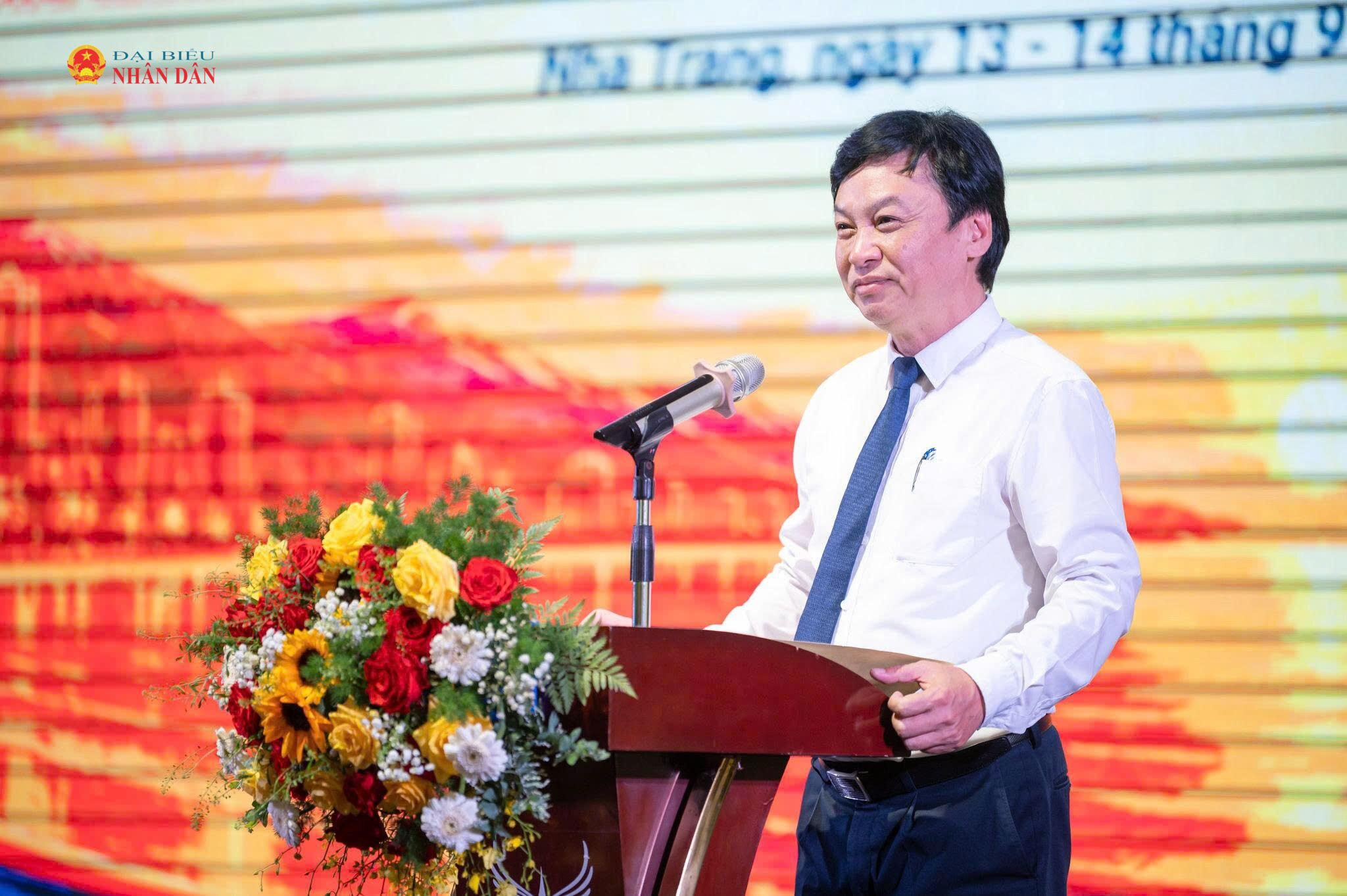 Phó Tổng Biên tập Báo Đại biểu Nhân dân Lê Thanh Kim công bố Quyết định của Báo Đại biểu Nhân dân về việc khen thưởng cộng tác viên năm 2026