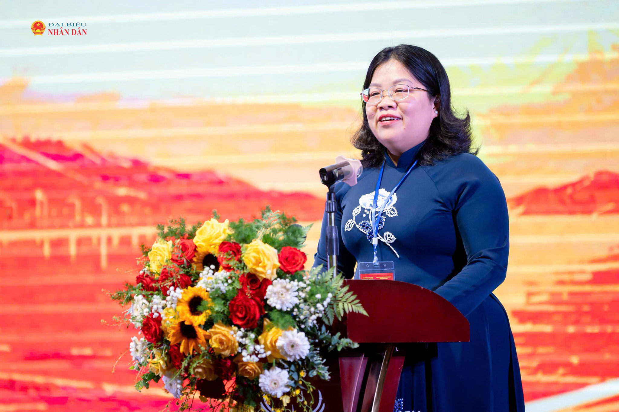 O vice-presidente do Conselho Popular da Cidade de Ho Chi Minh, Nguyen Truong Nhat Phuong, discursou na conferência.