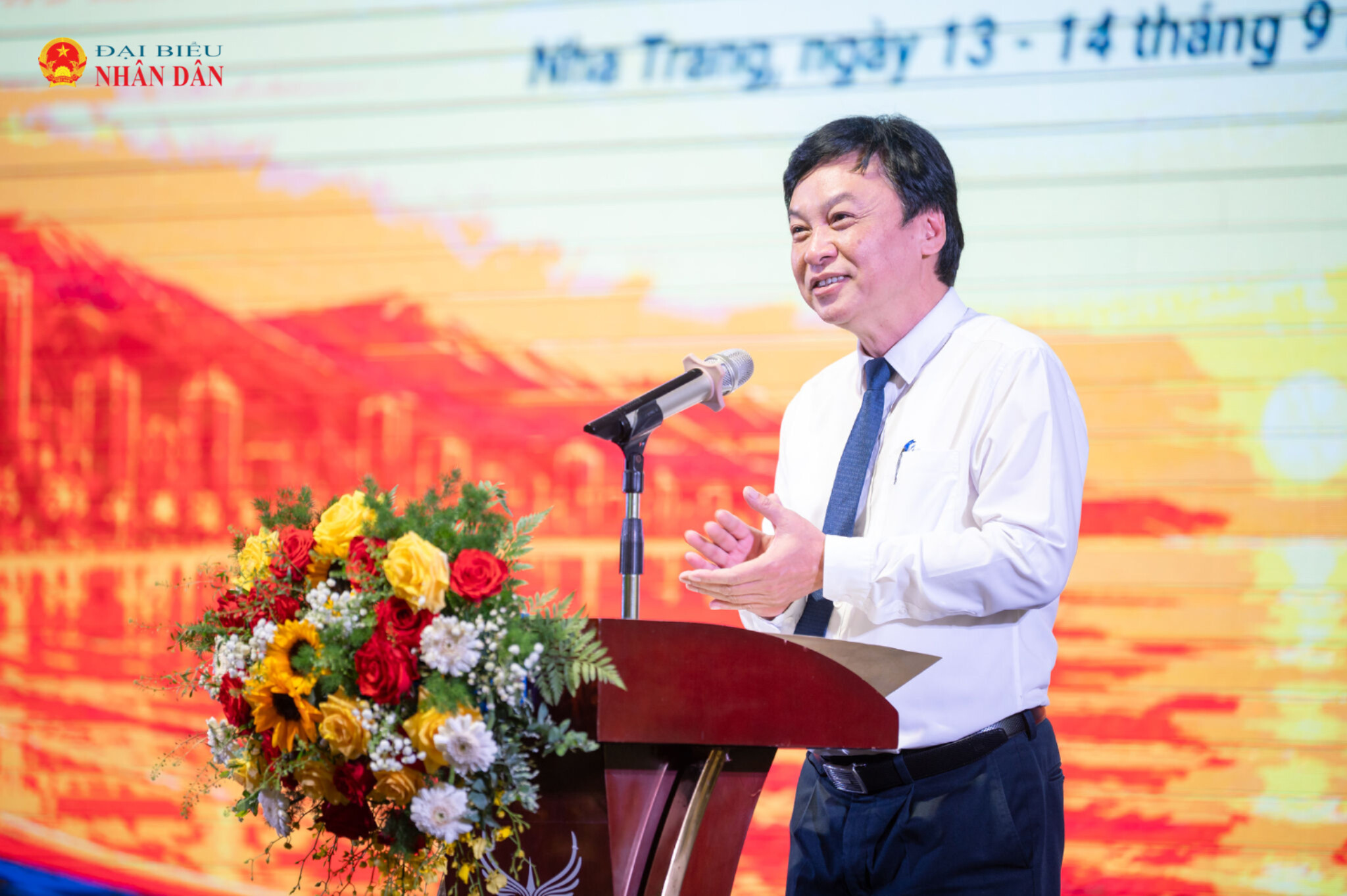 Phó Tổng Biên tập Báo Đại biểu Nhân dân Lê Thanh Kim phát biểu tại hội nghị