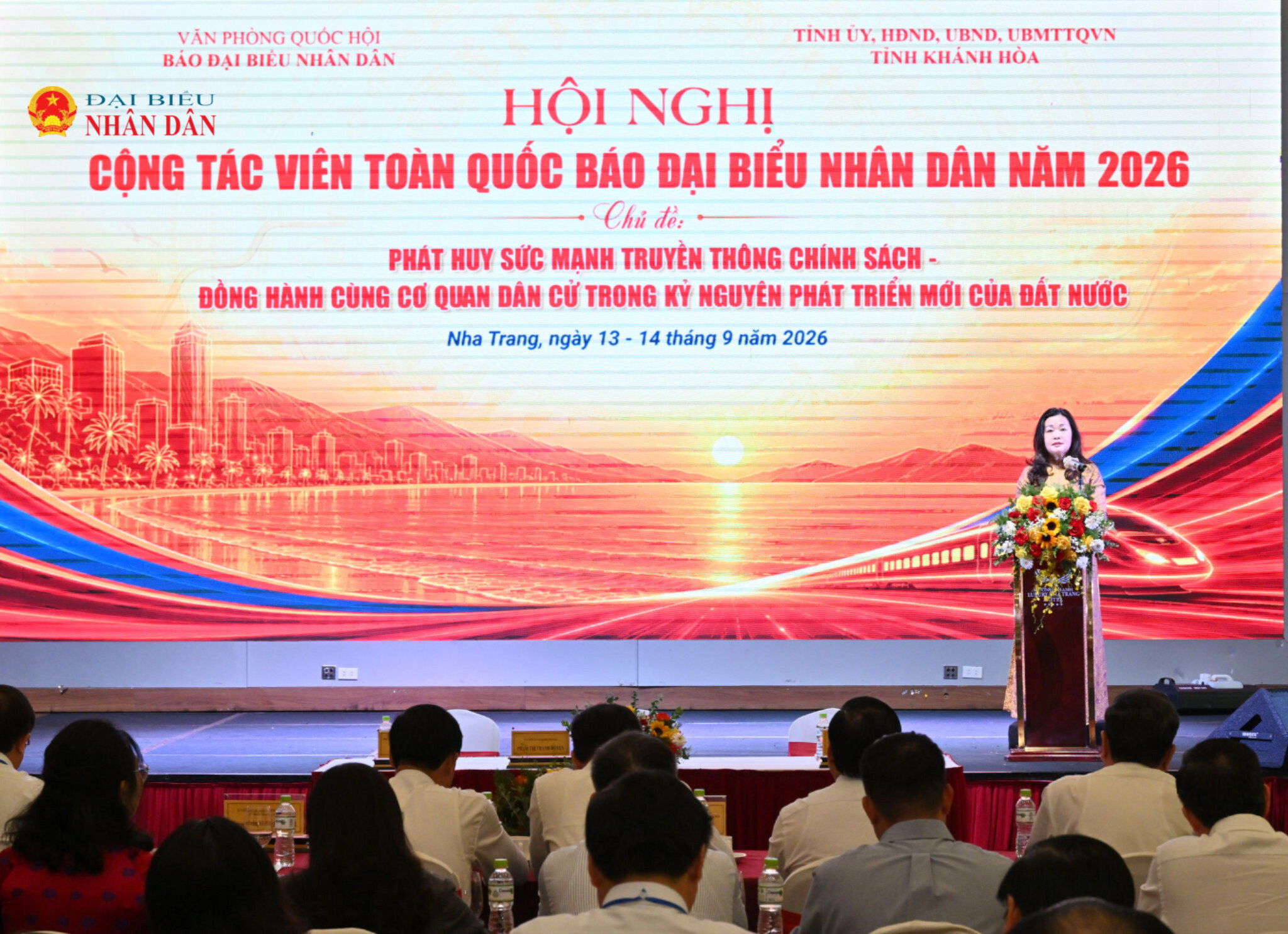 Tổng Biên tập Báo Đại biểu Nhân dân Phạm Thị Thanh Huyền phát biểu khai mạc hội nghị
