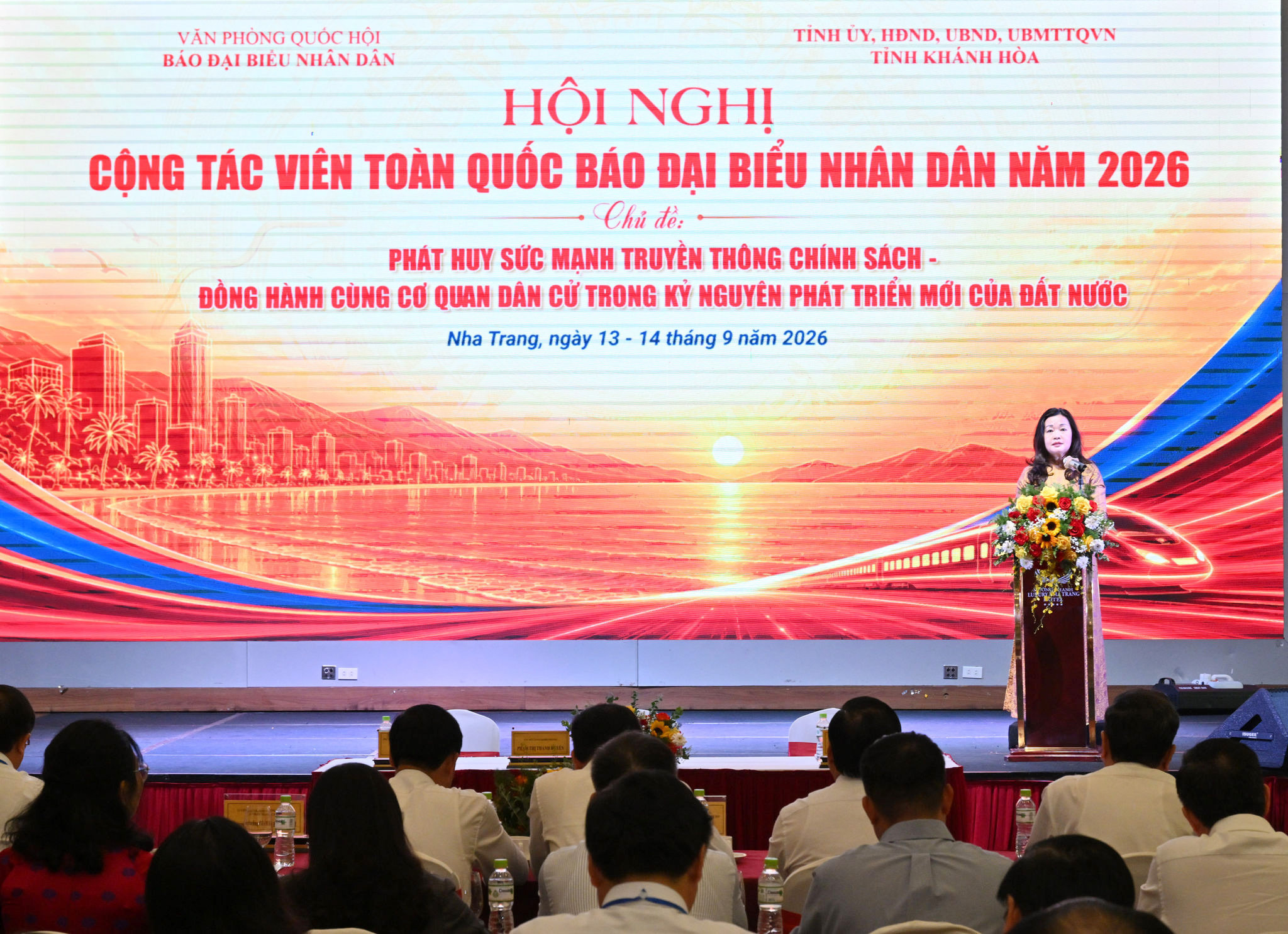 Tổng Biên tập Báo Đại biểu Nhân dân Phạm Thị Thanh Huyền phát biểu khai mạc hội nghị