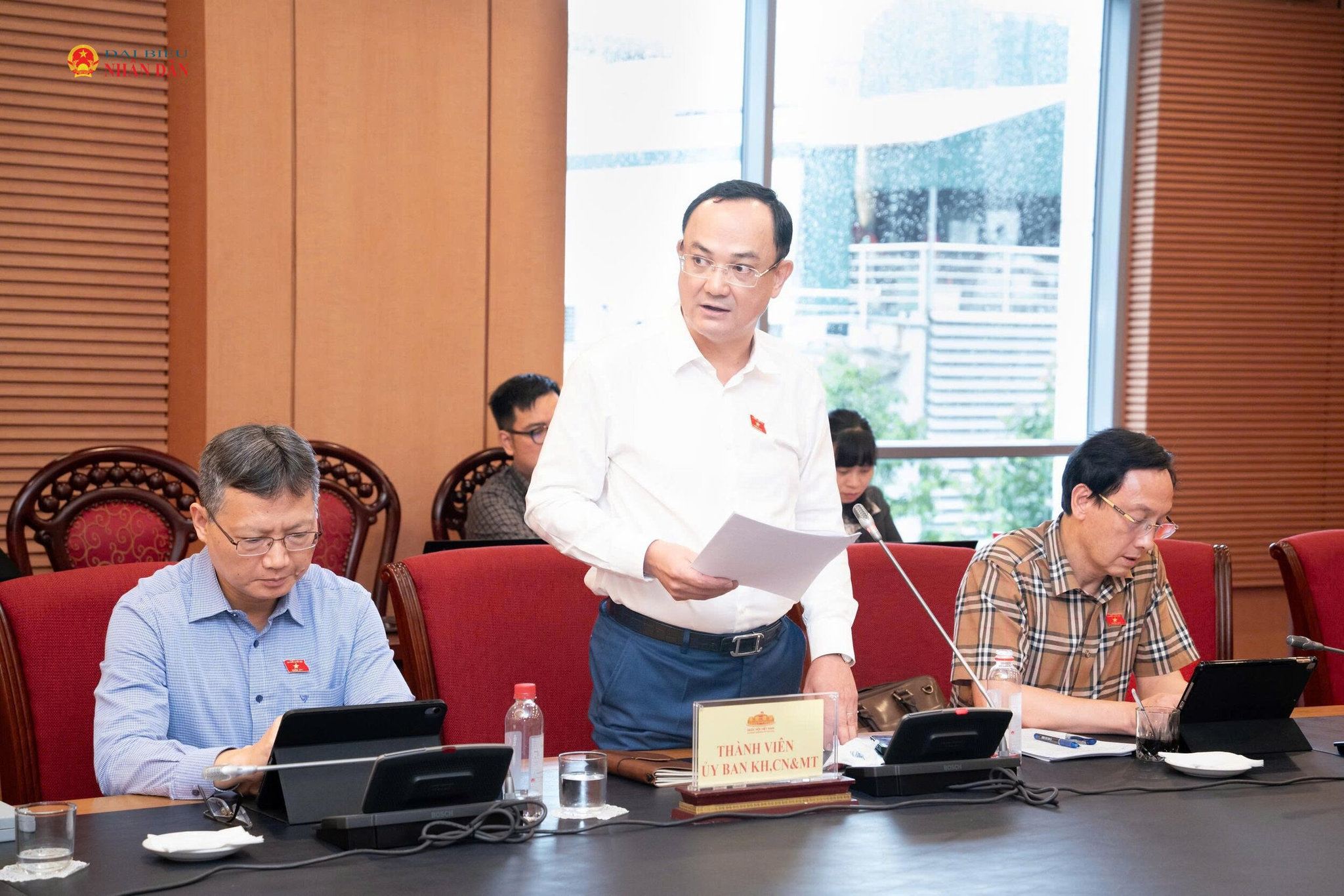 ĐBQH hoạt động chuyên trách tại Ủy ban Khoa học, Công nghệ và Môi trường Nguyễn Ngọc Sơn phát biểu