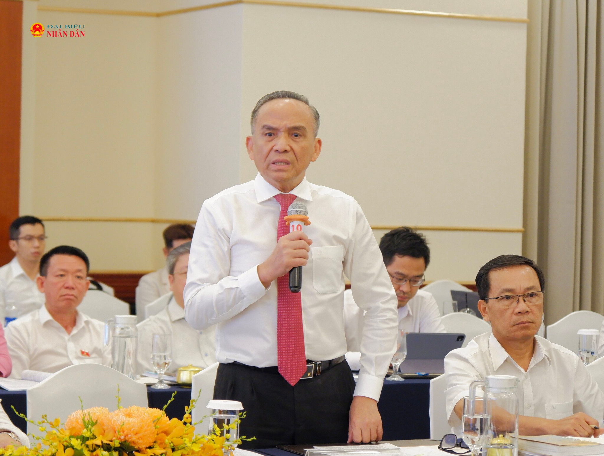 Chủ tịch Hiệp hội Bất động sản TP. Hồ Chí Minh (HoREA) Lê Hoàng Châu phát biểu