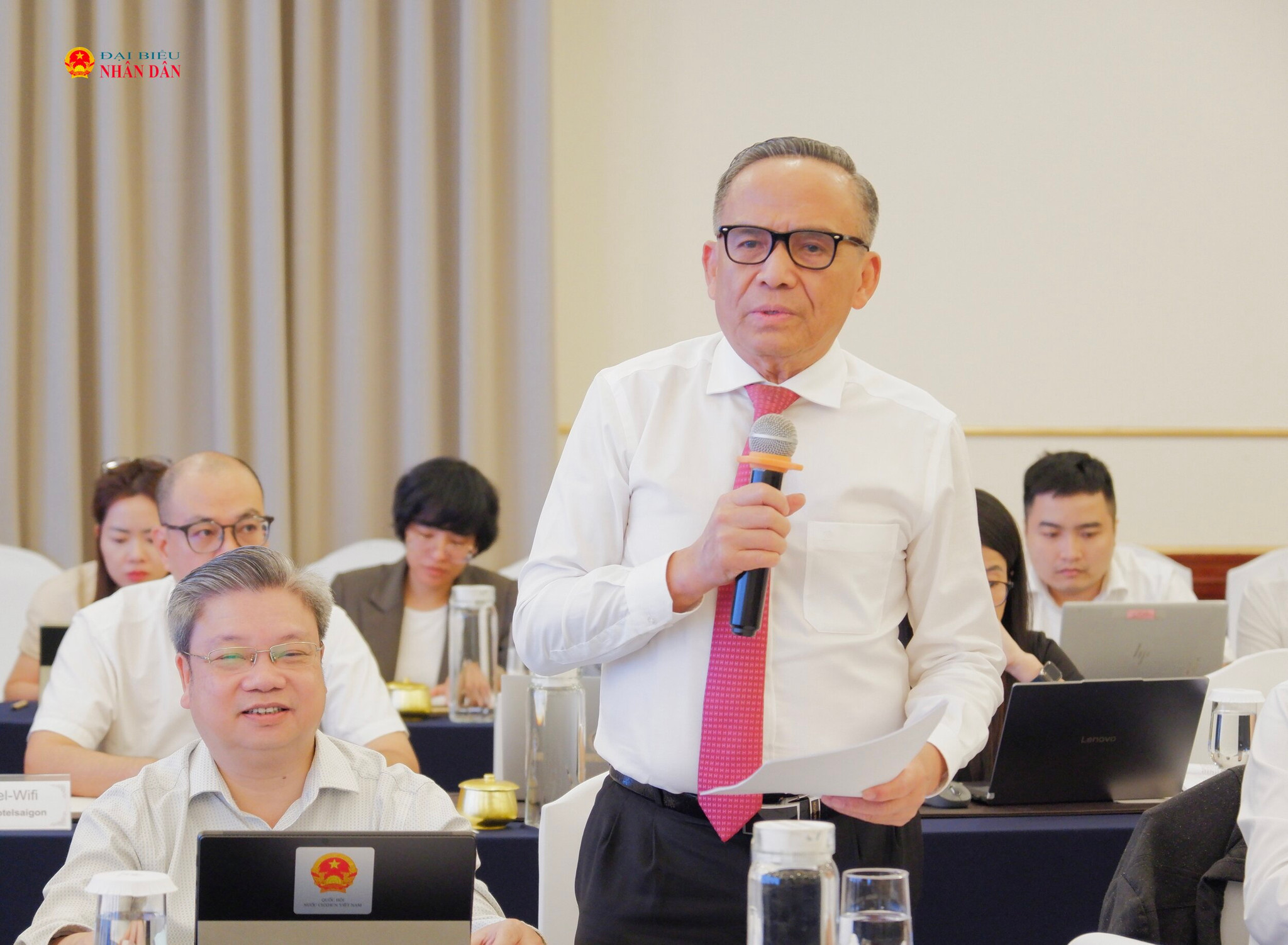 Chủ tịch Hiệp hội Bất động sản TP. Hồ Chí Minh (HoREA) Lê Hoàng Châu phát biểu tại hội thảo