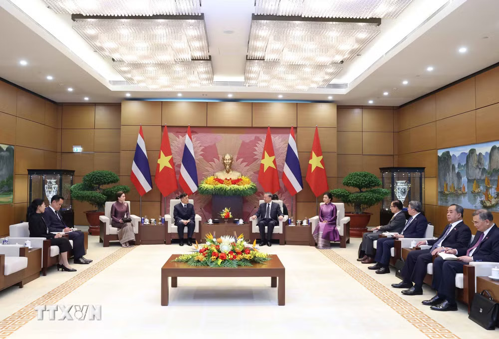 Tổng Bí thư, Chủ tịch nước Tô Lâm và Nhà vua Thái Lan Maha Vajiralongkorn Phra Vajiraklaochaoyuhua hội đàm. (Ảnh: Thống Nhất/TTXVN) Tổng Bí thư, Chủ tịch nước Tô Lâm và Nhà vua Thái Lan Maha Vajiralongkorn Phra Vajiraklaochaoyuhua hội đàm