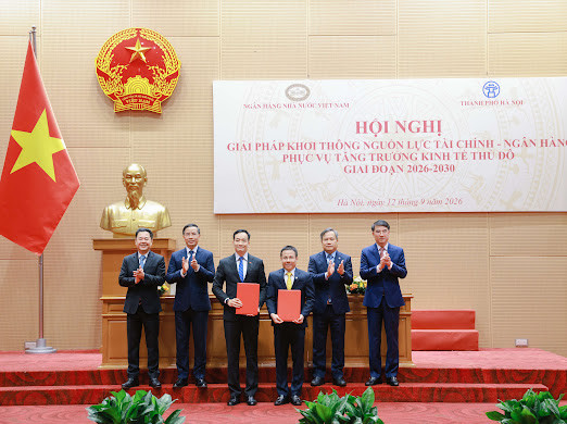 Ledarna för NCB Bank och ledarna för Bac Ha Noi Infrastructure and Urban Investment Company Limited utväxlade ett omfattande samarbetsavtal.