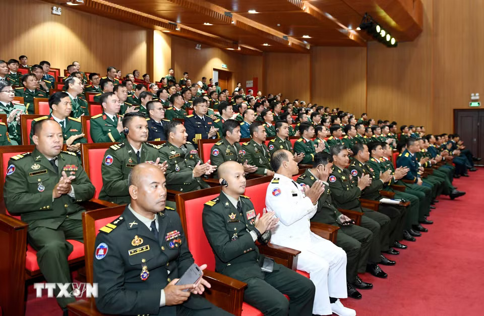 Các học viên tham dự Lễ Khai giảng các khóa năm học 2026 – 2027 của Học viện Quốc phòng