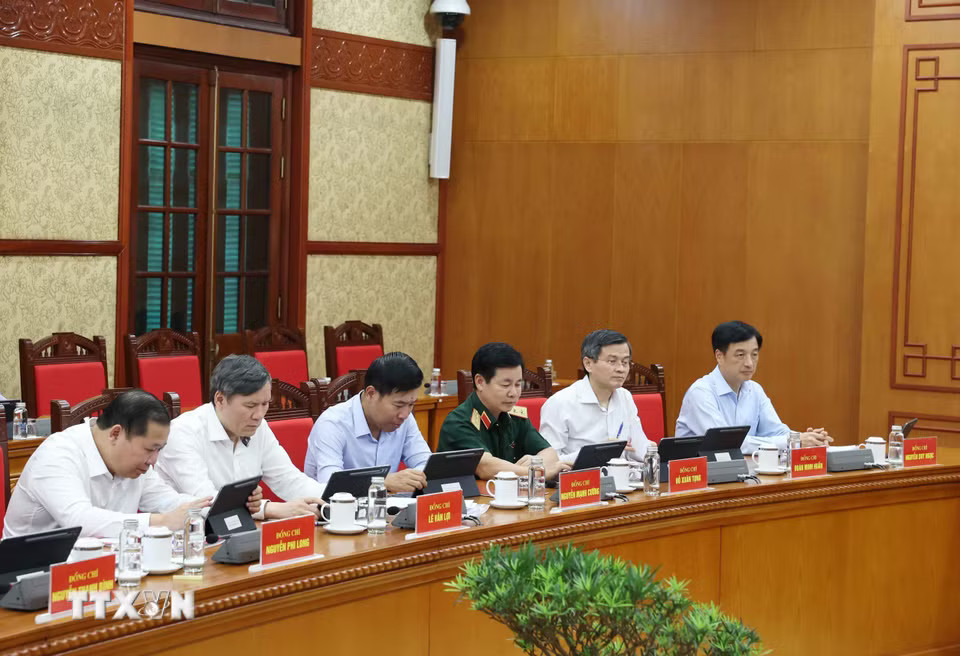 Các đại biểu tham dự Phiên họp thứ hai Thường trực Ban Chỉ đạo Trung ương về Tổng kết thực tiễn và nghiên cứu sửa đổi, bổ sung Điều lệ Đảng