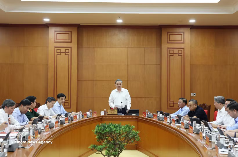 General Secretary of the Communist Party of Vietnam Central Committee and President To Lam addresses the meeting in Hanoi on September 16. (Photo: VNA)