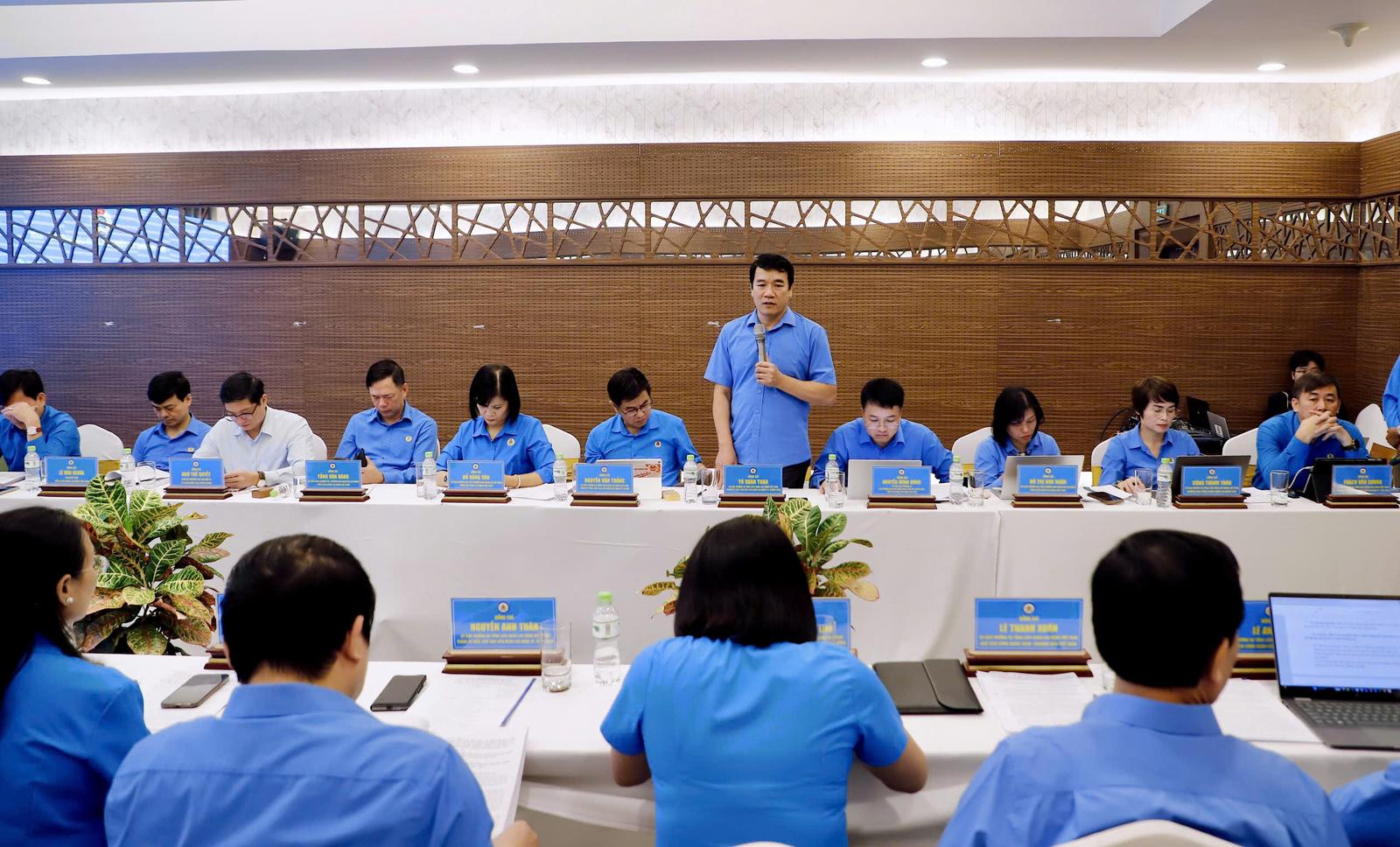 Các đại biểu tham dự phát biểu ý kiến