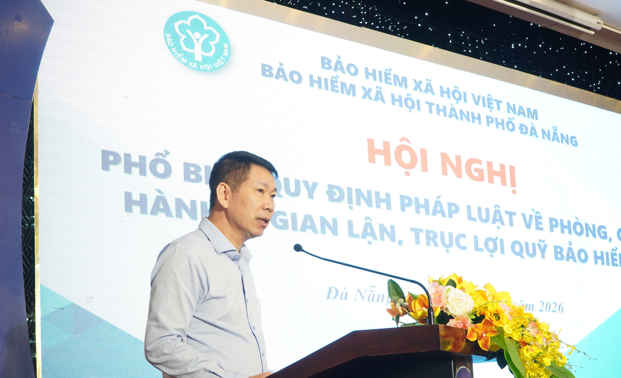 Giám đốc BHXH thành phố Đà Nẵng Nguyễn Trí Đại phát biểu tại hội nghị