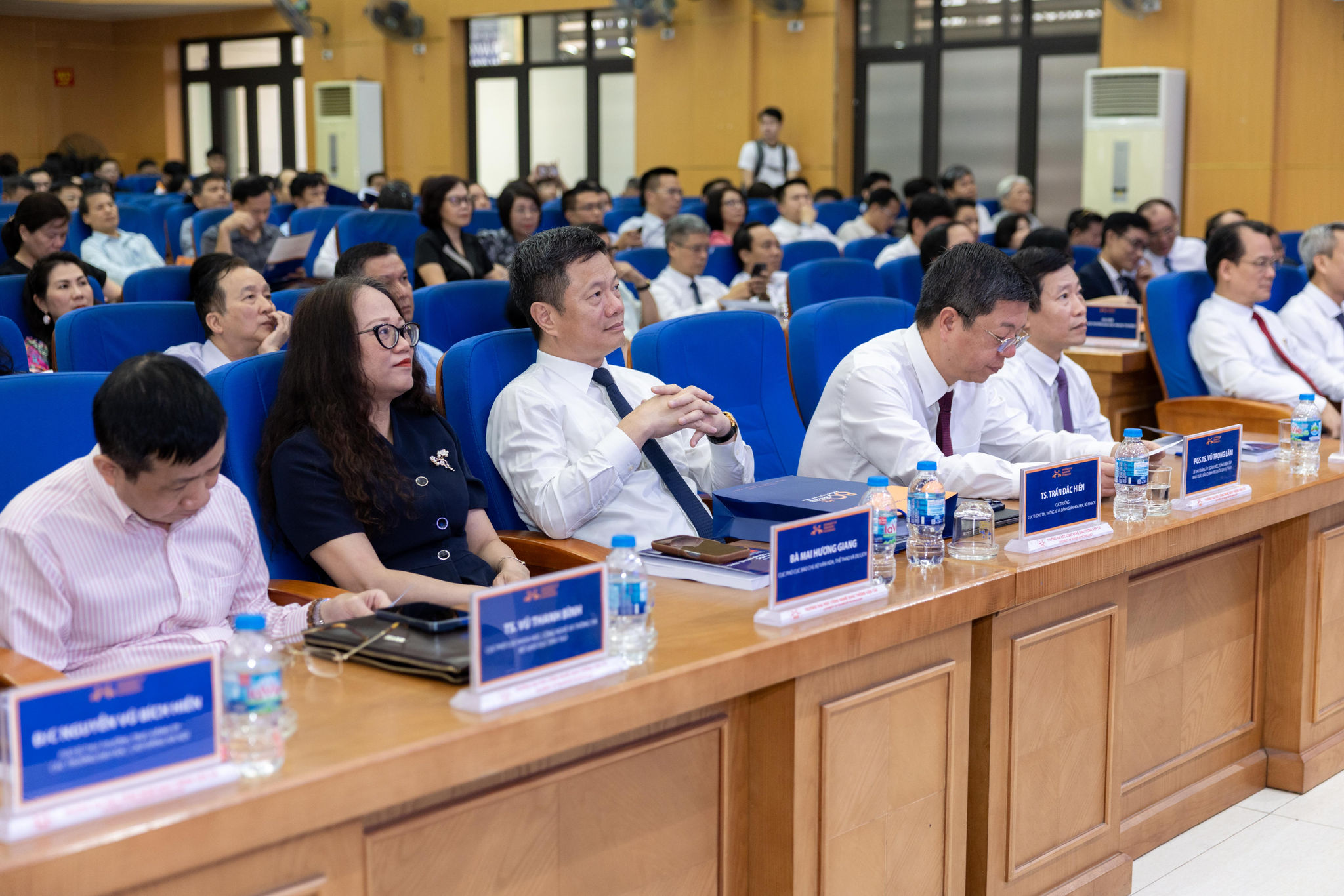 Theo nhiều nhà khoa học, phát triển một tạp chí khoa học có uy tín là công việc tính bằng nhiều năm