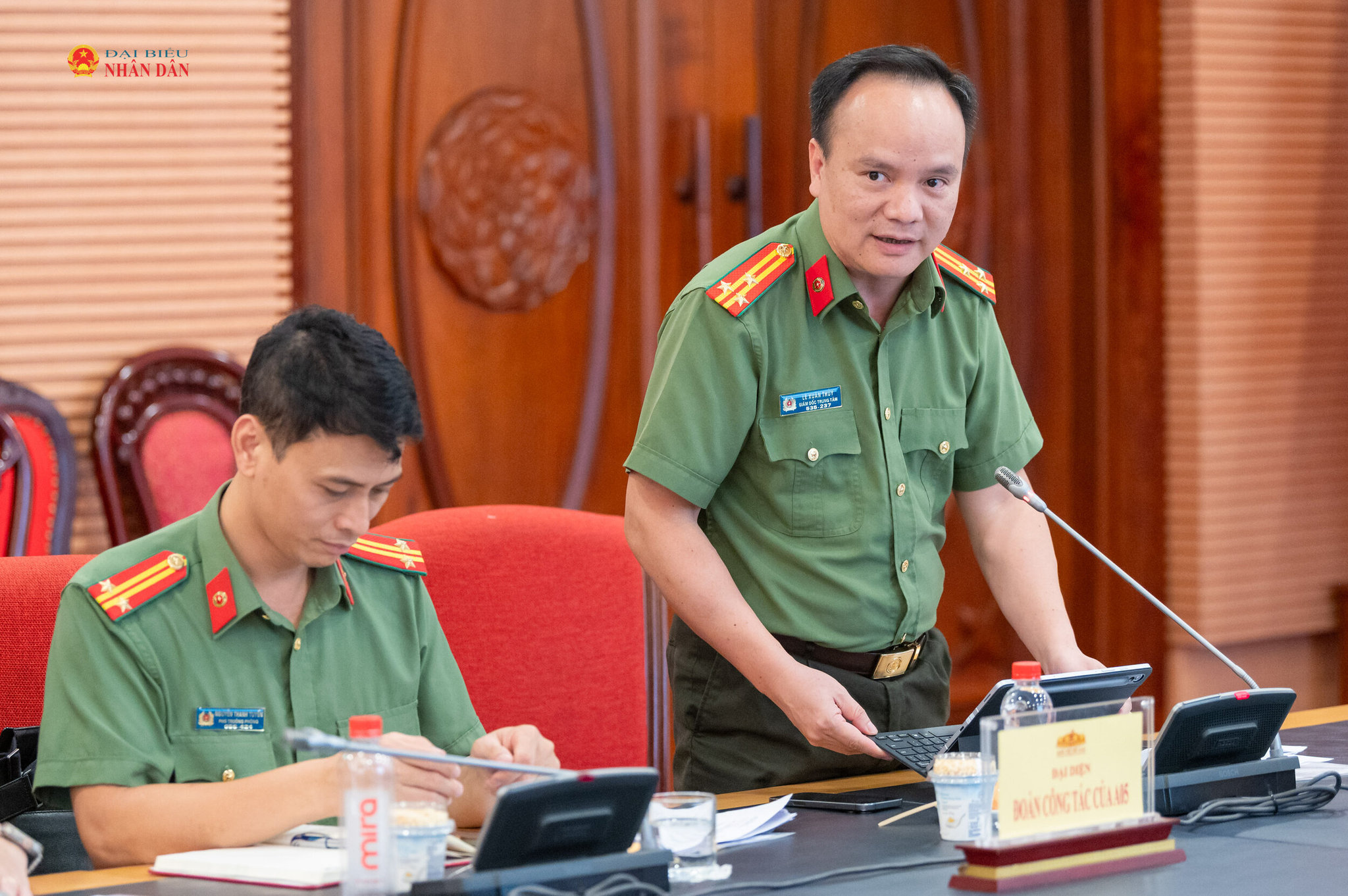 Đại diện Đoàn công tác của A05 phát biểu tại cuộc làm việc