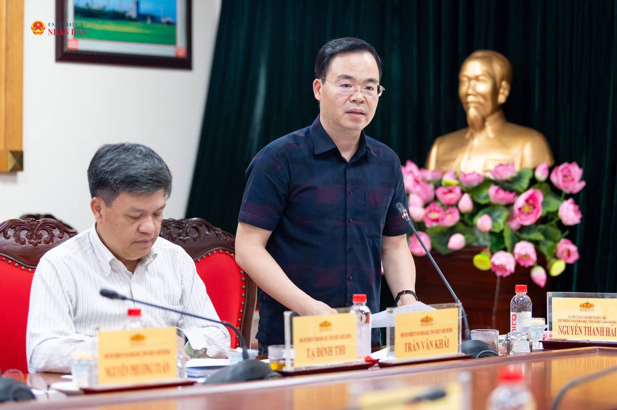 Phó Chủ nhiệm Ủy ban Khoa học, Công nghệ và Môi trường Trần Văn Khải phát biểu
