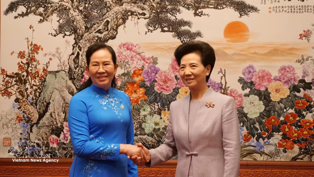 vnanet-vietnamese-chinese-women-step-up-cooperation-2.jpg