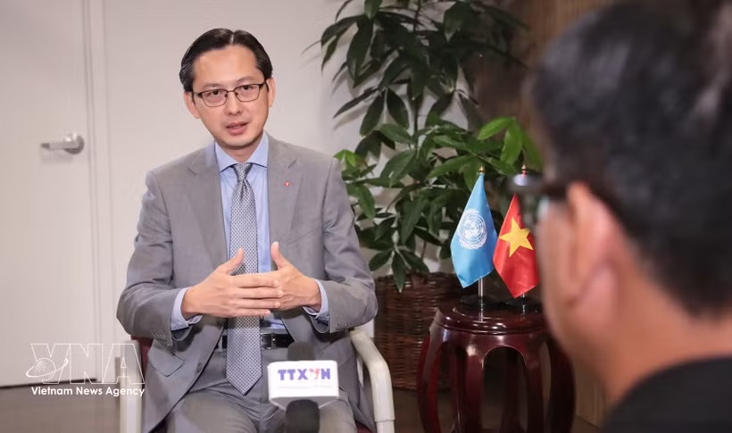 Ambassador Do Hung Viet, Permanent Representative of Vietnam to the UN, grants an interview to the Vietnam News Agency. (Photo: VNA)
