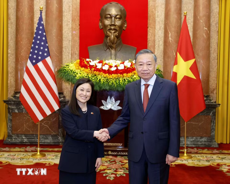 Tổng Bí thư, Chủ tịch nước Tô Lâm với Đại sứ Hợp chúng quốc Hoa Kỳ Jennifer Wicks McNamara