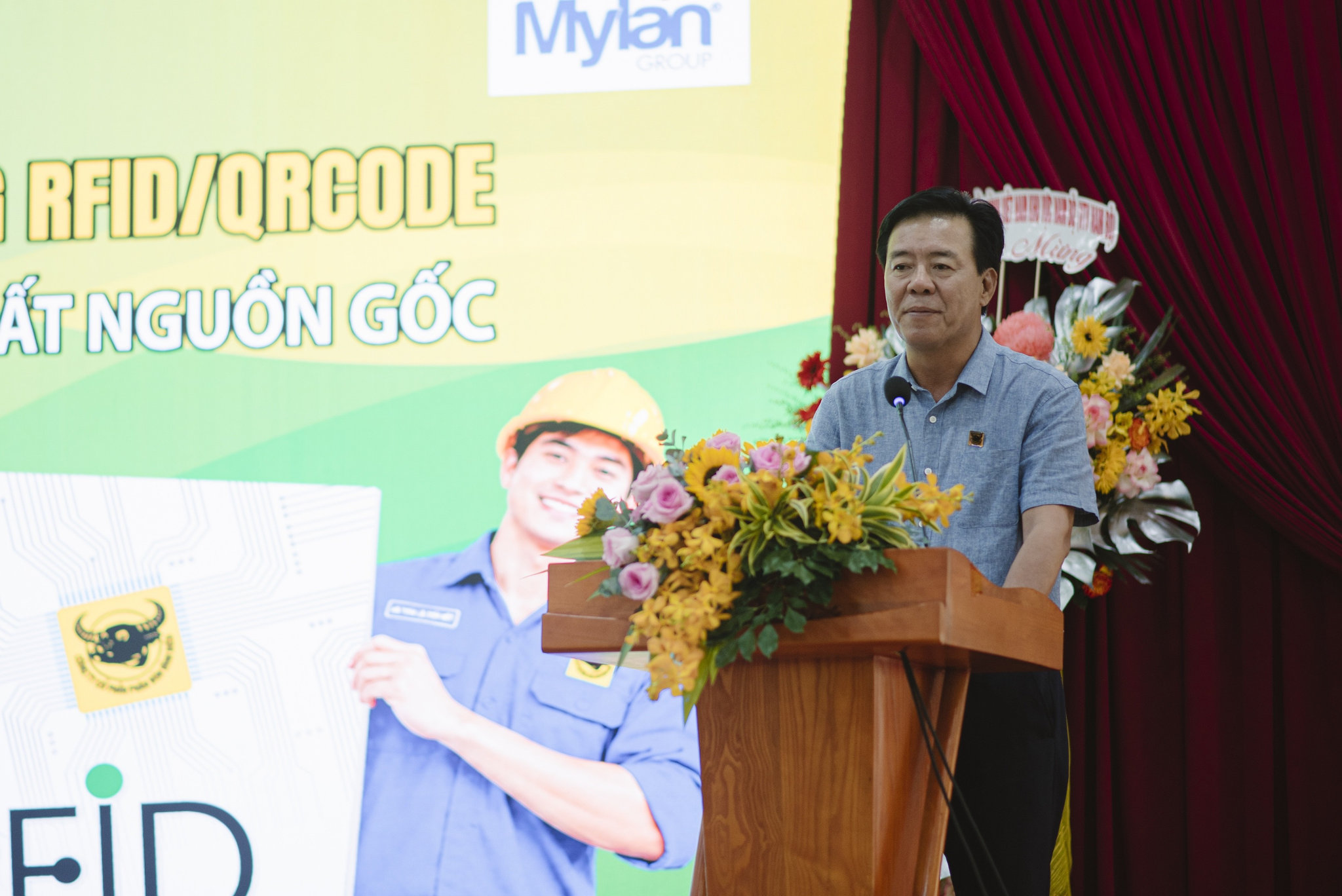 Ông Ngô Văn Đông - Tổng Giám đốc Công ty Cổ phần Phân bón Bình Điền nhấn mạnh RFID tích hợp QR Code không chỉ là một dự án công nghệ mà là cam kết của Bình Điền về chất lượng, tính minh bạch và trách nhiệm đối với nhà phân phối, đại lý và hàng triệu bà con nông dân