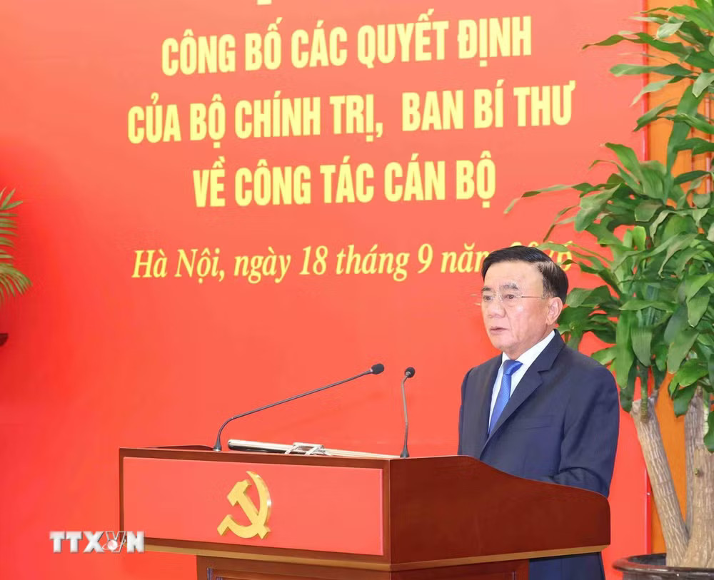 Đồng chí Trần Cẩm Tú, Ủy viên Bộ Chính trị, Thường trực Ban Bí thư phát biểu chỉ đạo tại hội nghị. (Ảnh: Phương Hoa/TTXVN) Ủy viên Bộ Chính trị, Thường trực Ban Bí thư Trần Cẩm Tú phát biểu chỉ đạo tại hội nghị