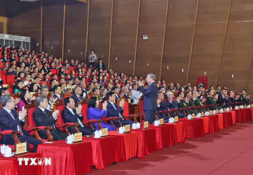 Tổng Bí thư, Chủ tịch nước Tô Lâm dự Lễ công bố Nghị quyết của Quốc hội về thành lập thành phố Bắc Ninh và đón nhận Huân chương Lao động hạng Nhất