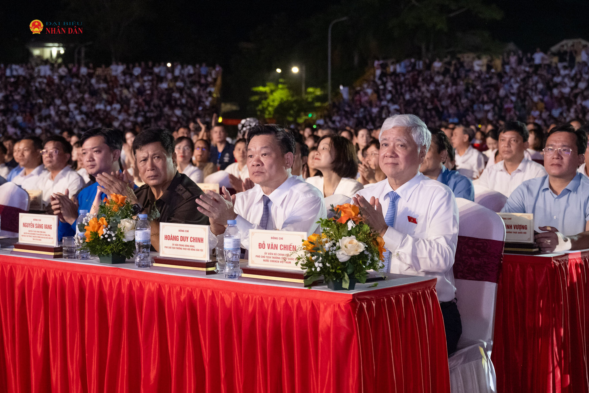 Phó Chủ tịch Thường trực Quốc hội Đỗ Văn Chiến dự Đêm hội Thành Tuyên năm 2026 với chủ đề “Lung linh đêm hội trăng rằm”