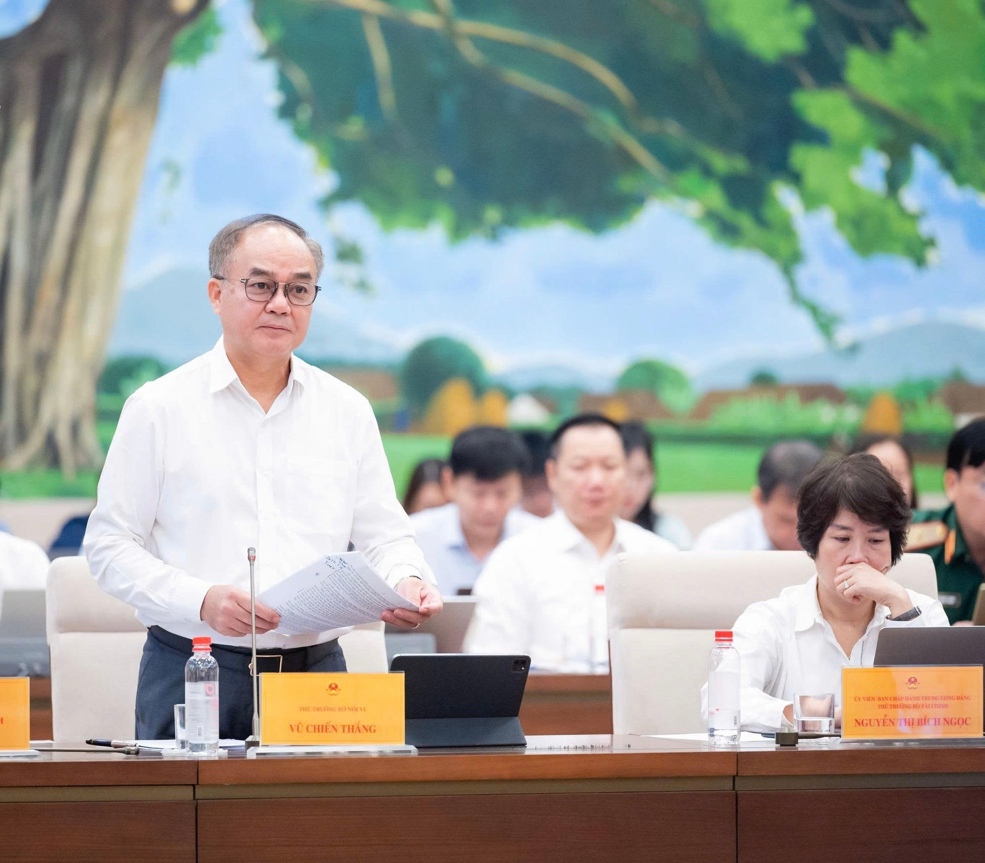Thứ trưởng Bộ Nội vụ Vũ Chiến Thắng phát biểu. Ảnh Trọng Hiếu