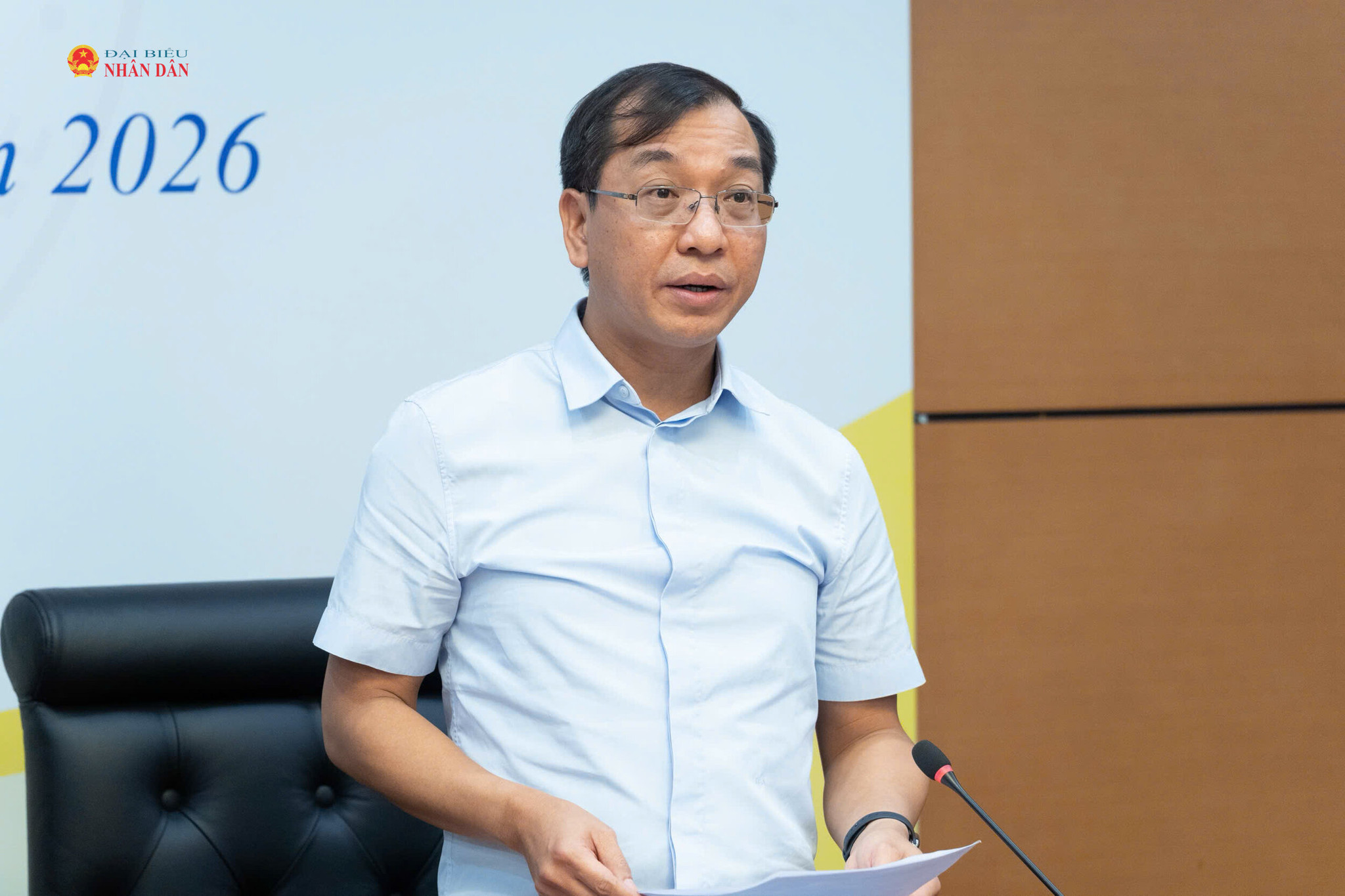 Phó Viện trưởng Thường trực Viện kiểm sát nhân dân tối cao Hồ Đức Anh phát biểu tại phiên họp