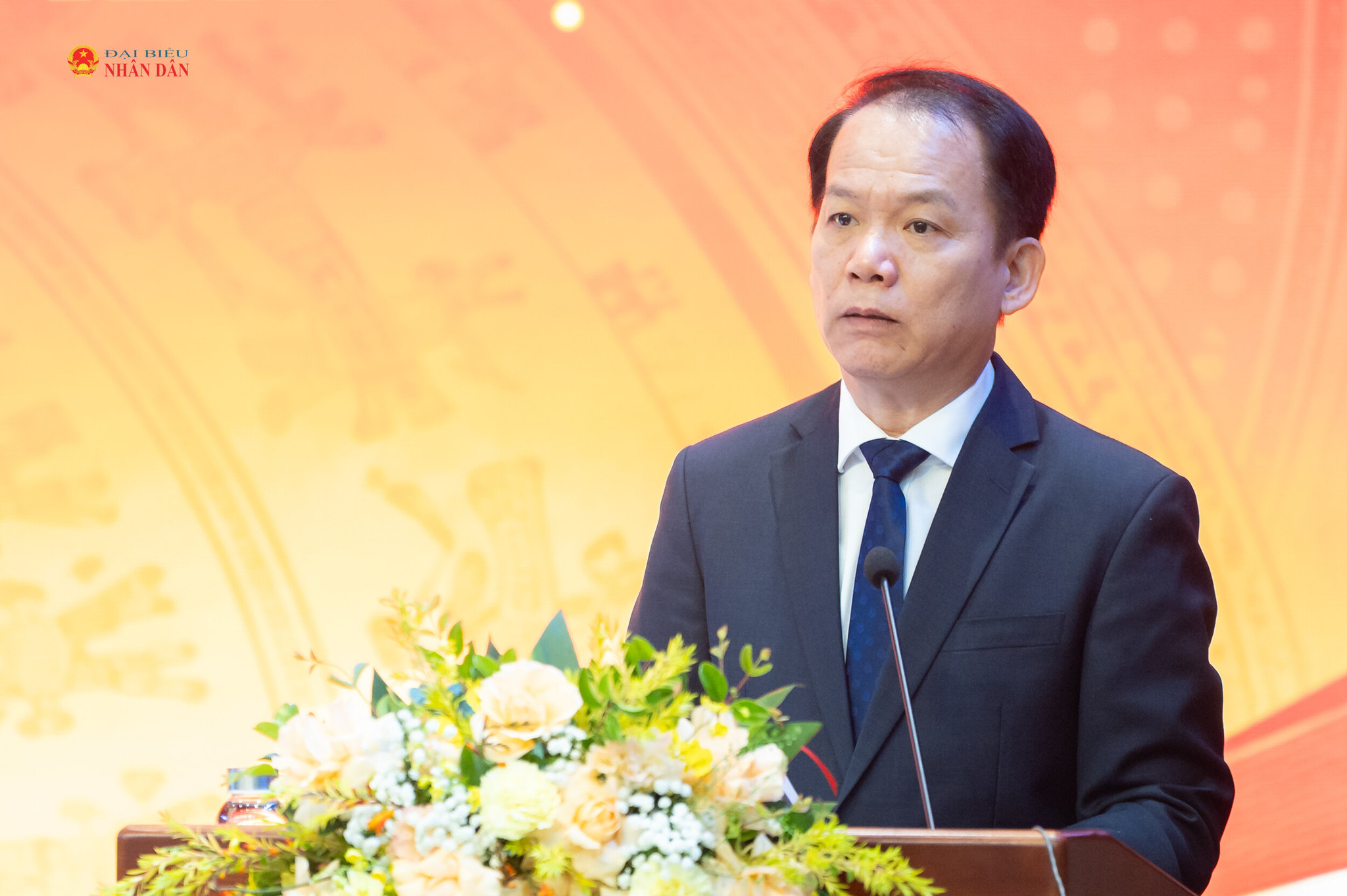 Bộ trưởng Bộ Tư pháp Hoàng Thanh Tùng phát biểu đề dẫn hội thảo