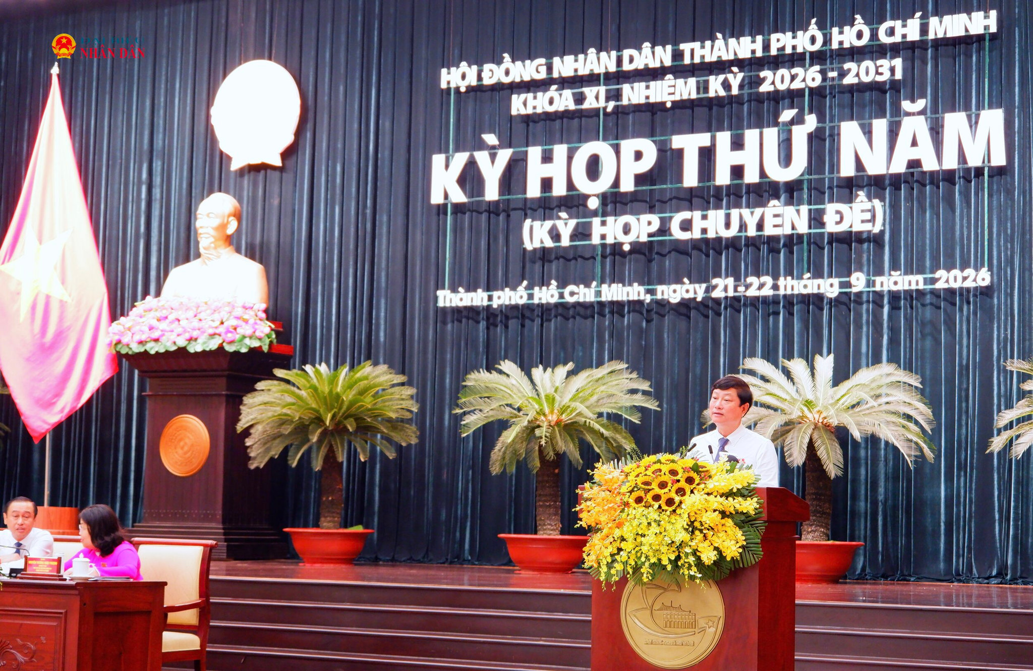 Chủ tịch HĐND TP. Hồ Chí Minh Võ Văn Minh phát biểu khai mạc kỳ họp. Ảnh: Hoa Lê