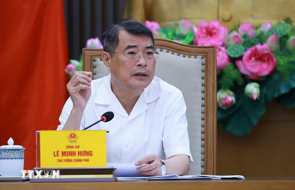 Thủ tướng Lê Minh Hưng chủ trì cuộc họp với lãnh đạo Bộ Giáo dục và Đào tạo và các bộ, ngành về phát triển giáo dục và đào tạo