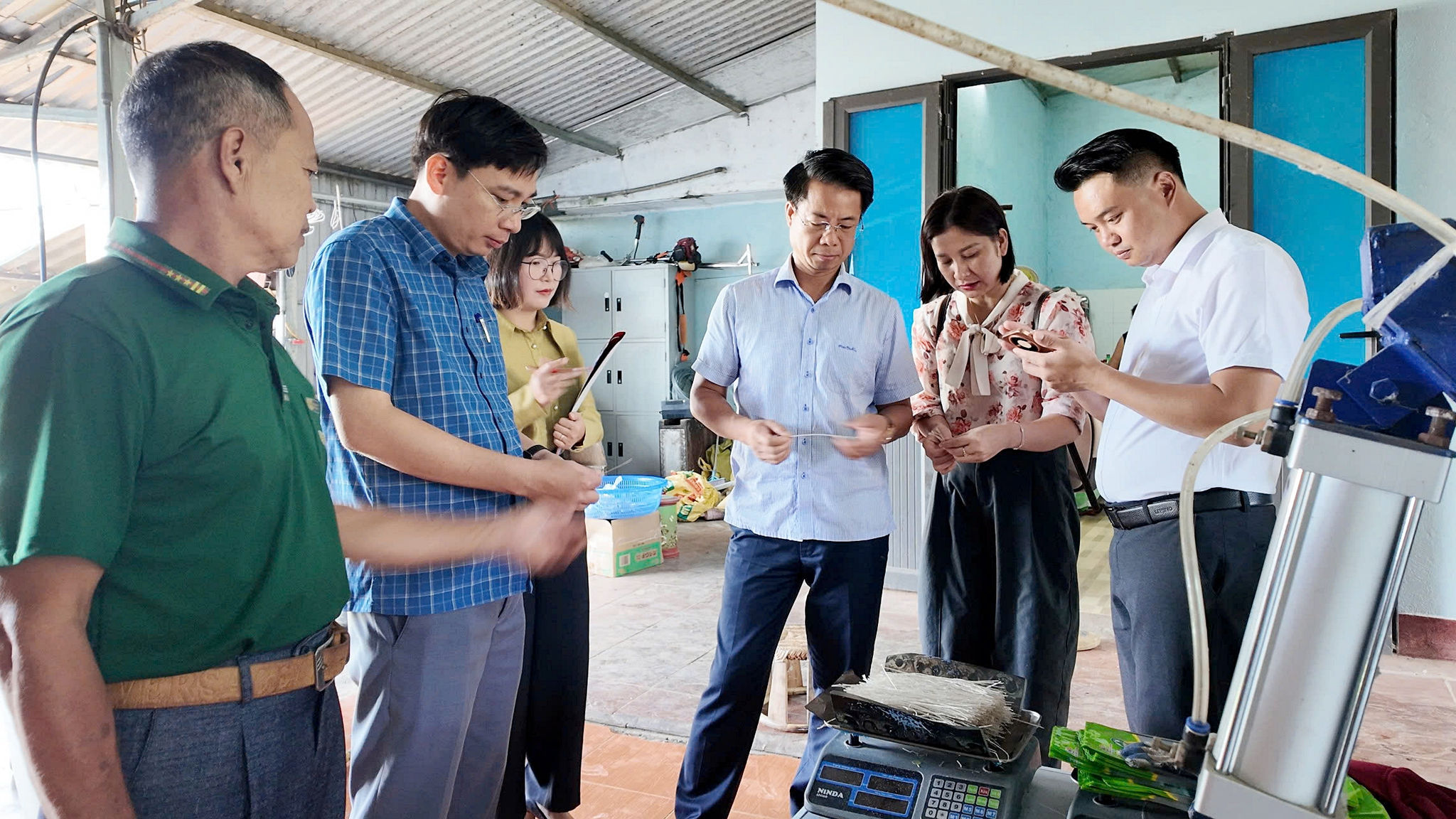 Thực tế tại Hợp tác xã Nông nghiệp và dịch vụ Bình Lư