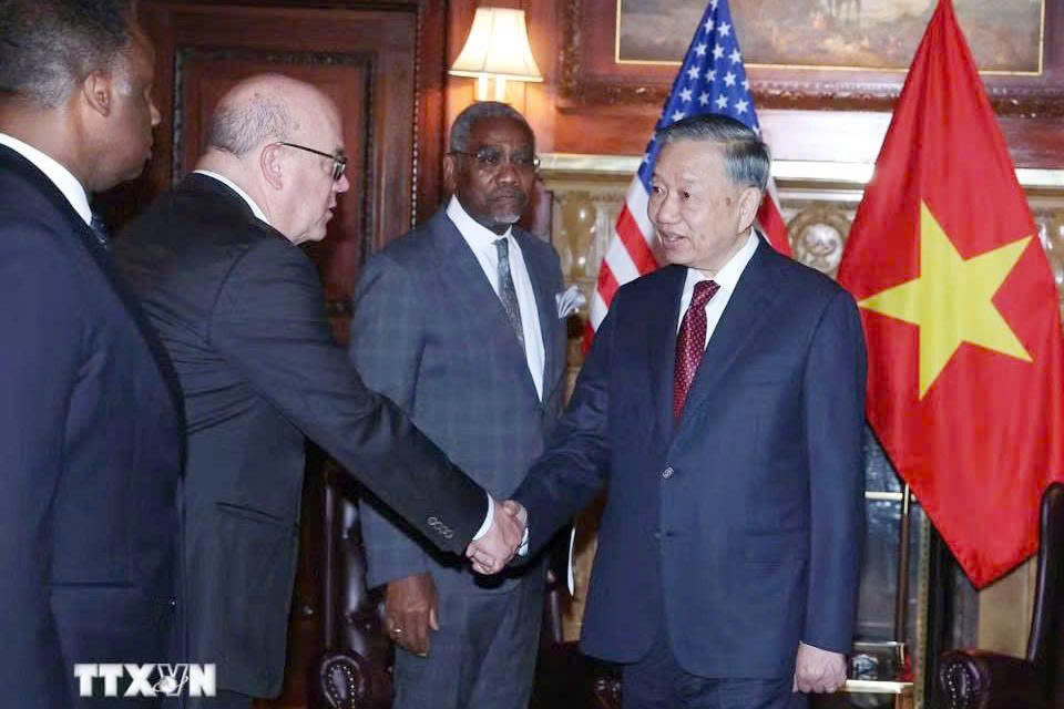 Tổng Bí thư, Chủ tịch nước Tô Lâm với các đại biểu