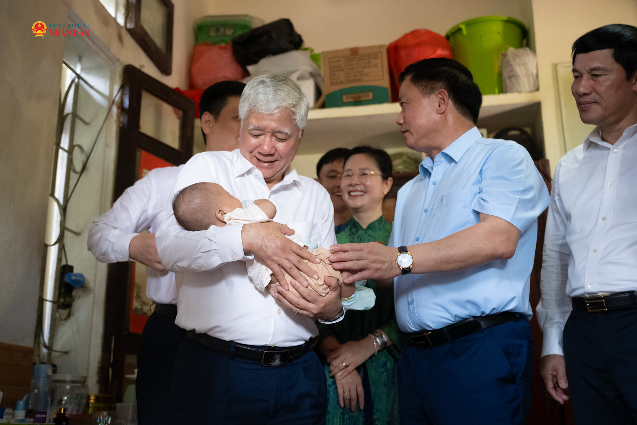 Phó Chủ tịch Thường trực Quốc hội Đỗ Văn Chiến thăm và kiểm tra cơ sở vật chất tại Trung tâm Bảo trợ trẻ em Nghệ An
