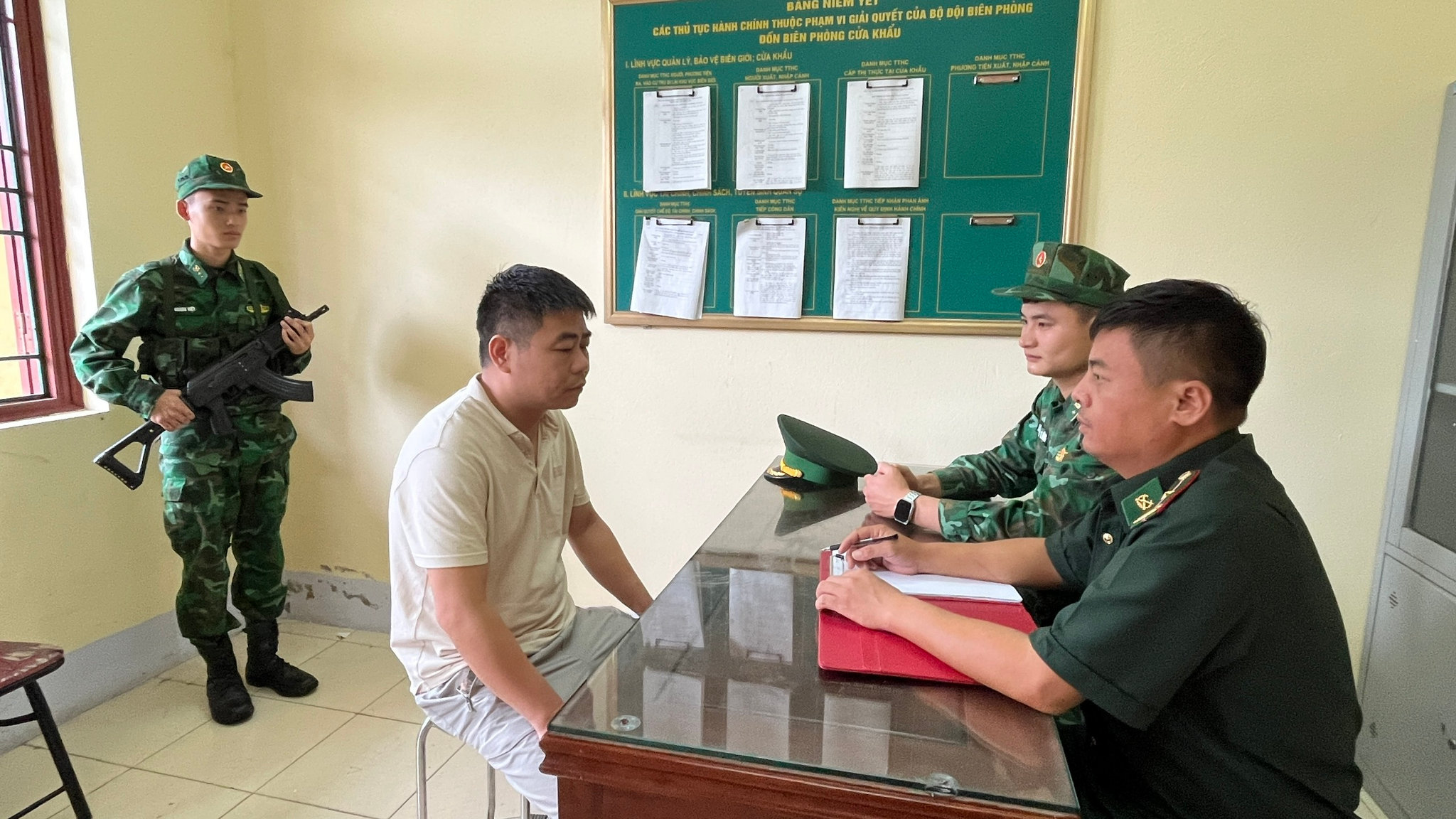 Lào Cai: Khởi tố đường dây xuyên Quốc gia tổ chức cho người nước ngoài nhập cảnh trái phép