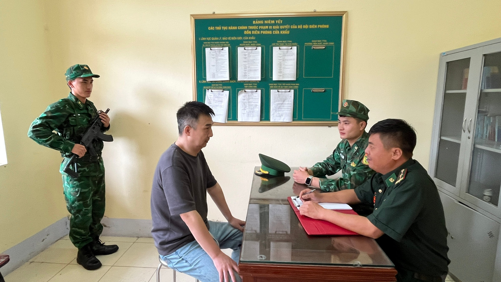 Lào Cai: Khởi tố đường dây xuyên Quốc gia tổ chức cho người nước ngoài nhập cảnh trái phép