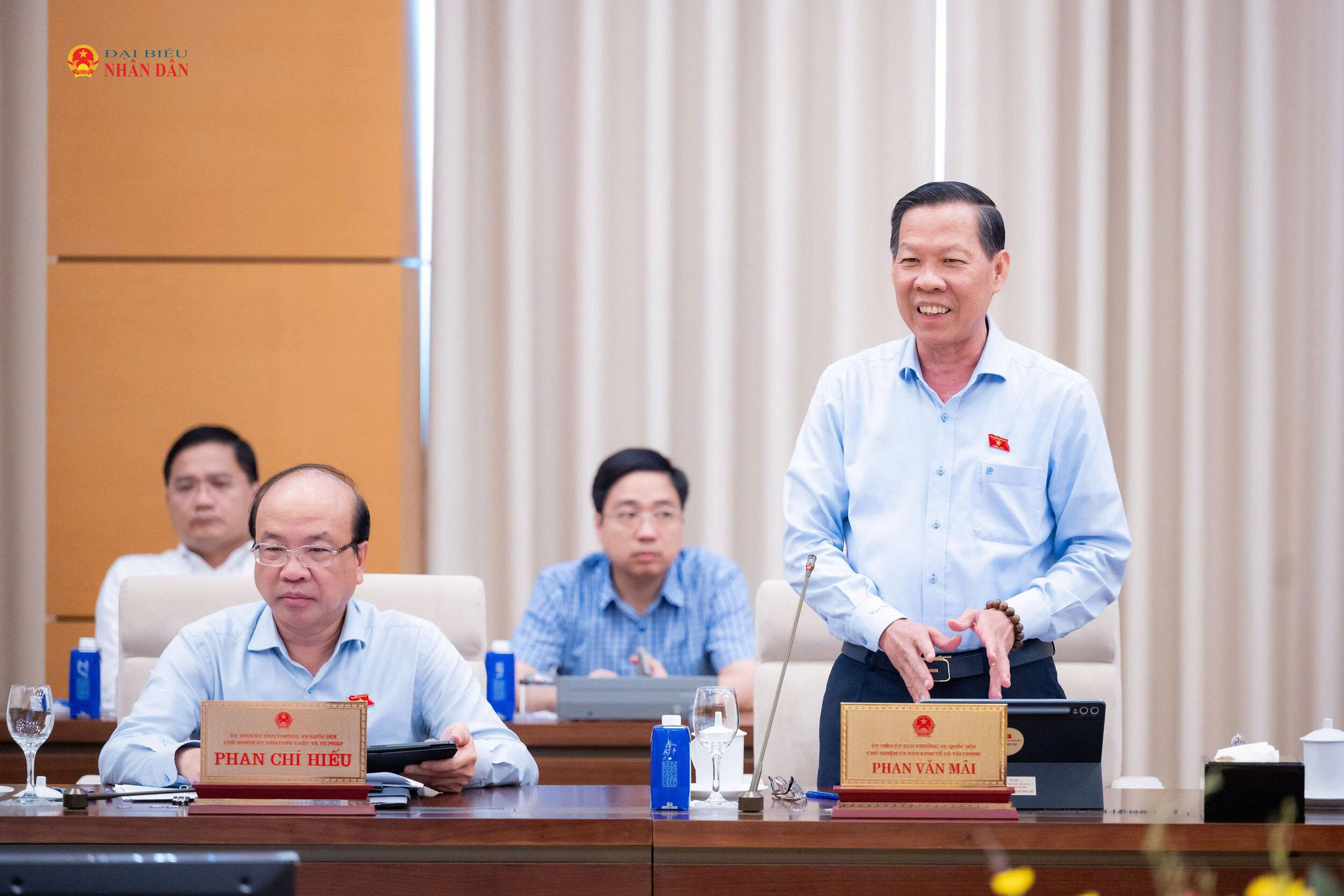 Chủ nhiệm UB Kinh tế và Tài chính Phan Văn Mãi