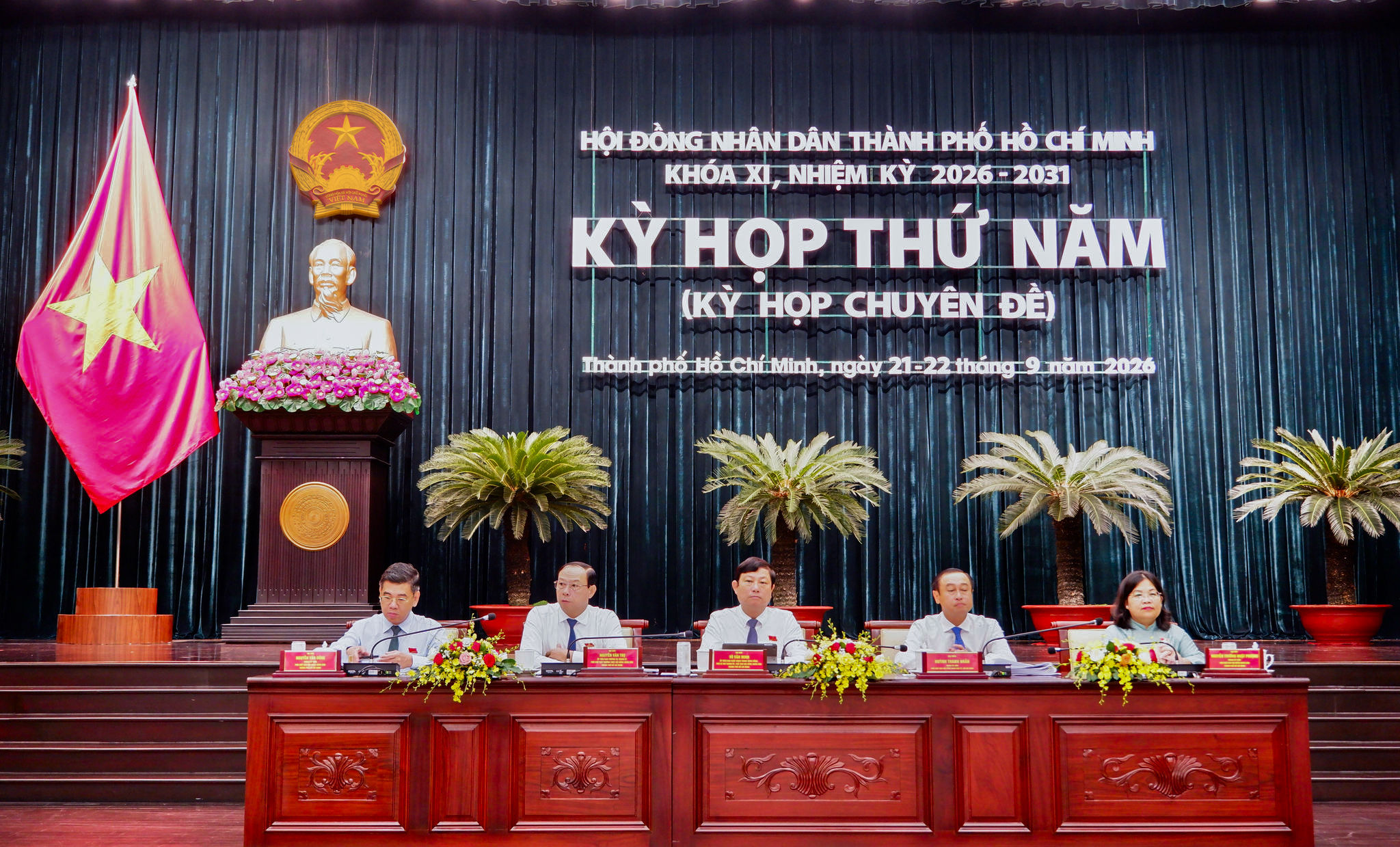 Chủ toạ Kỳ họp thứ Năm, HĐND thành phố Hồ Chí Minh