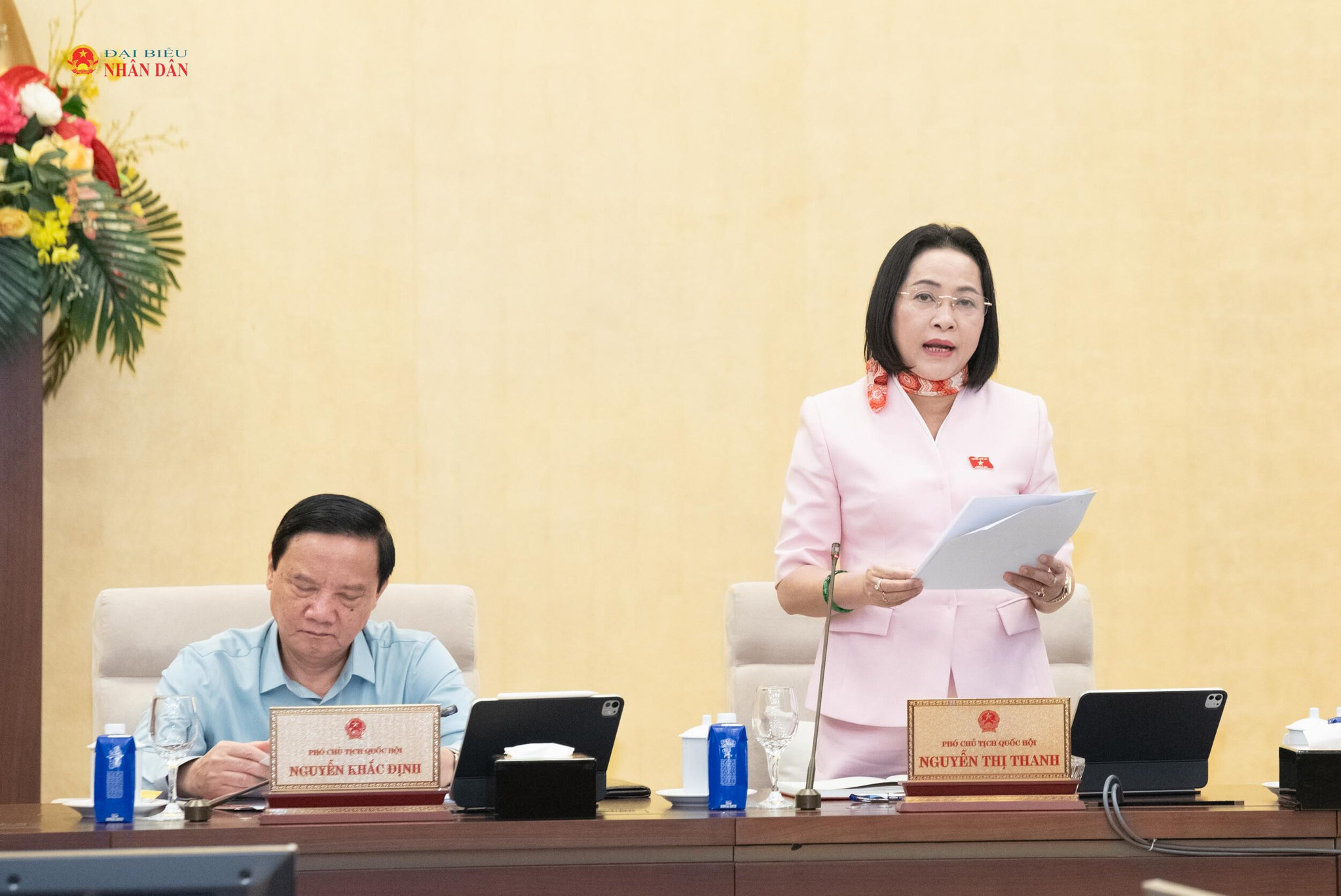 Phó Chủ tịch Quốc hội Nguyễn Thị Thanh phát biểu tại phiên họp