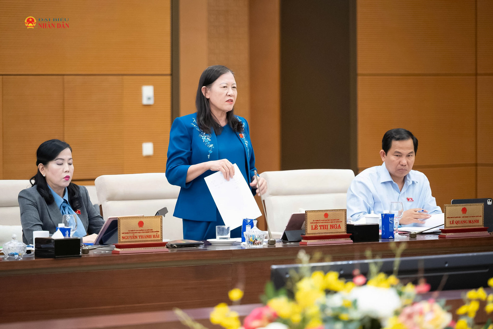 Chủ nhiệm Ủy ban Dân nguyện và Giám sát Lê Thị Nga phát biểu