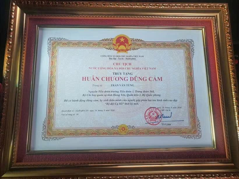 Ngày 14/9, Tổng Bí thư, Chủ tịch nước Tô Lâm ký Quyết định số 1507/QĐ-CTN về việc truy tặng Huân chương Dũng cảm đối với Trung tá Trần Văn Tùng.