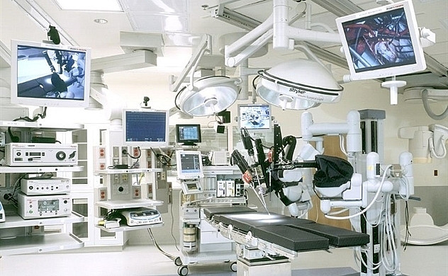 Bộ Y tế yêu cầu khắc phục tình trạng thiết bị chậm đưa vào sử dụng, hoạt động kém hiệu quả, thiếu bảo trì, kiểm định, hiệu chuẩn; thuốc, vật tư tồn kho, hết hạn hoặc mua sắm vượt nhu cầu. Ảnh minh họa