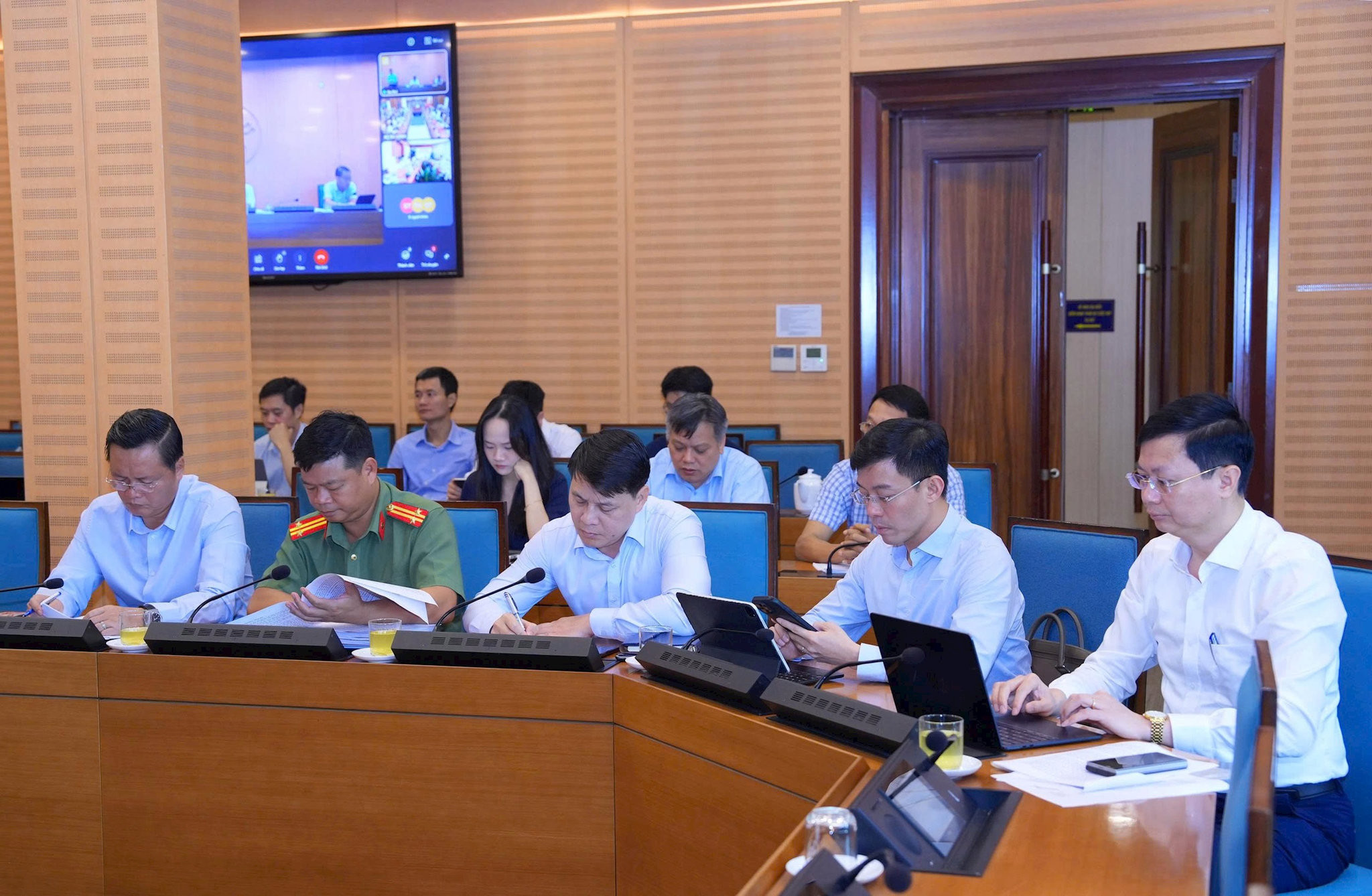 Các đại biểu tham dự cuộc họp tại điểm cầu thành phố Hà Nội