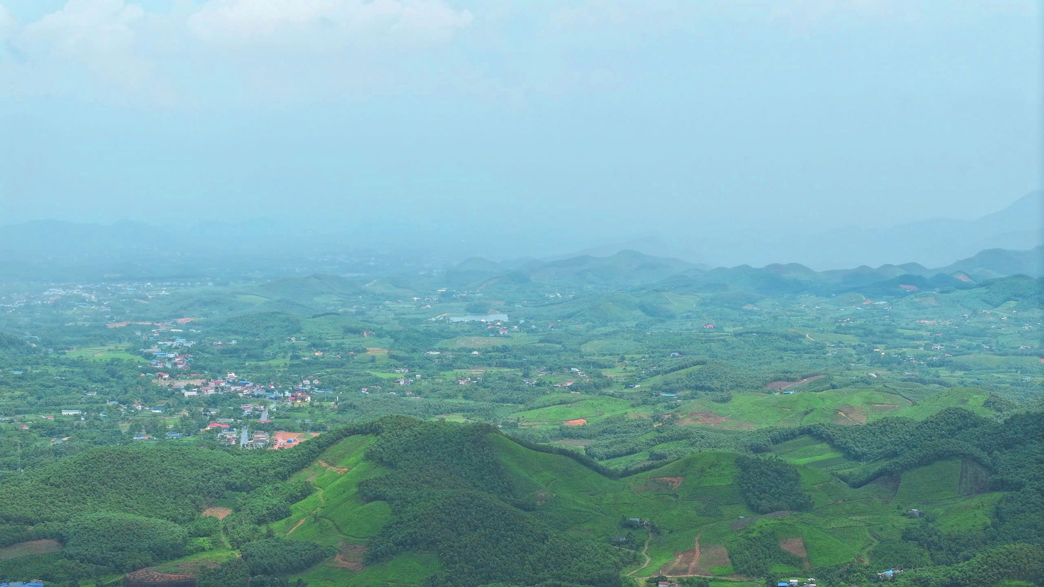 một góc khu vực xã Quân Chu - nơi nghiên cứu phương án đầu tư xây dựng tuyến đường hầm qua dãy Tam Đảo