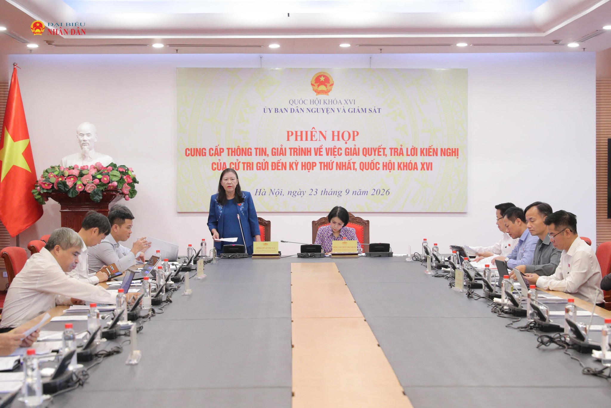 Toàn cảnh phiên họp