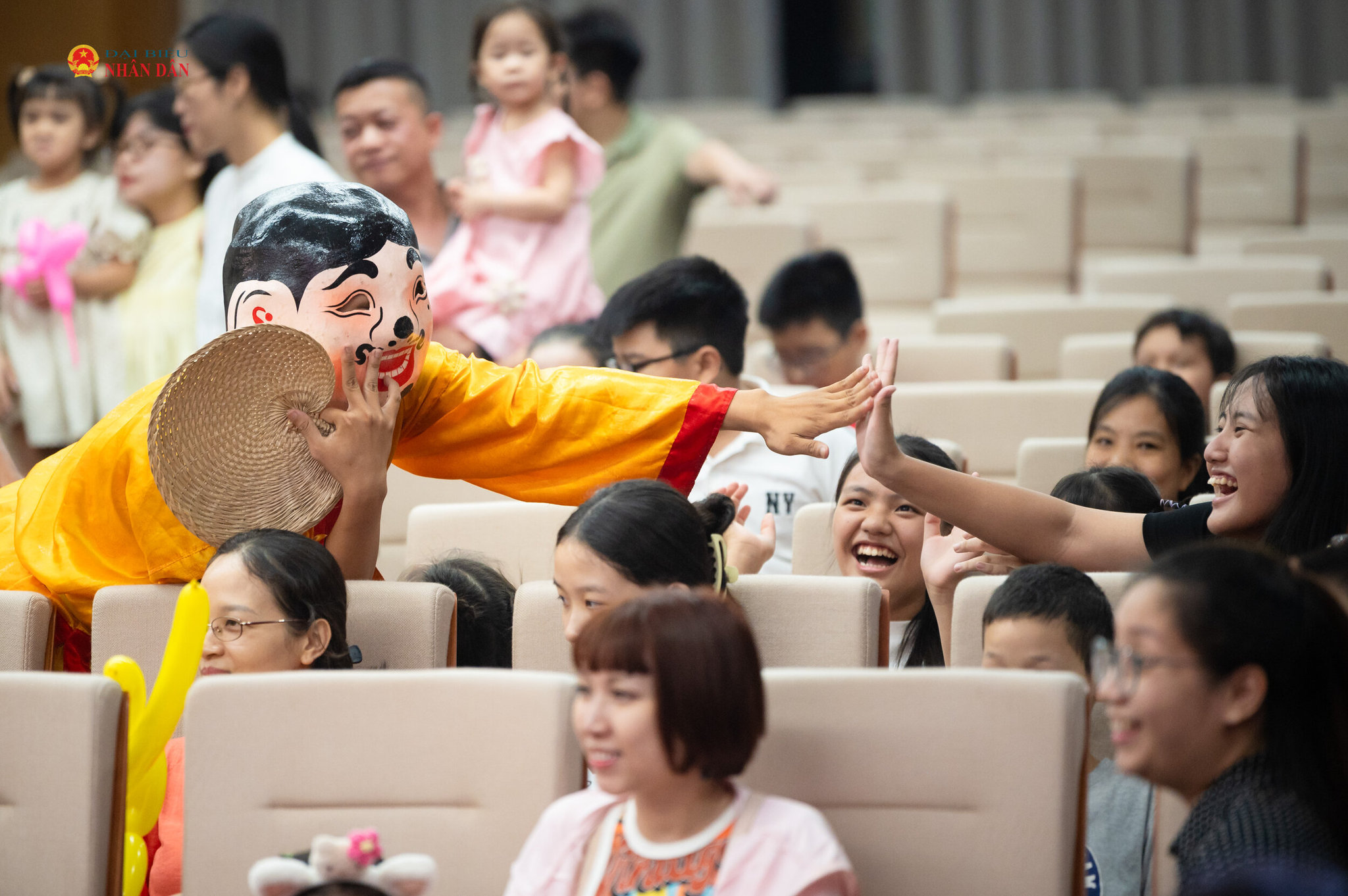Báo Đại biểu Nhân dân tổ chức Đêm hội Trăng rằm 2026