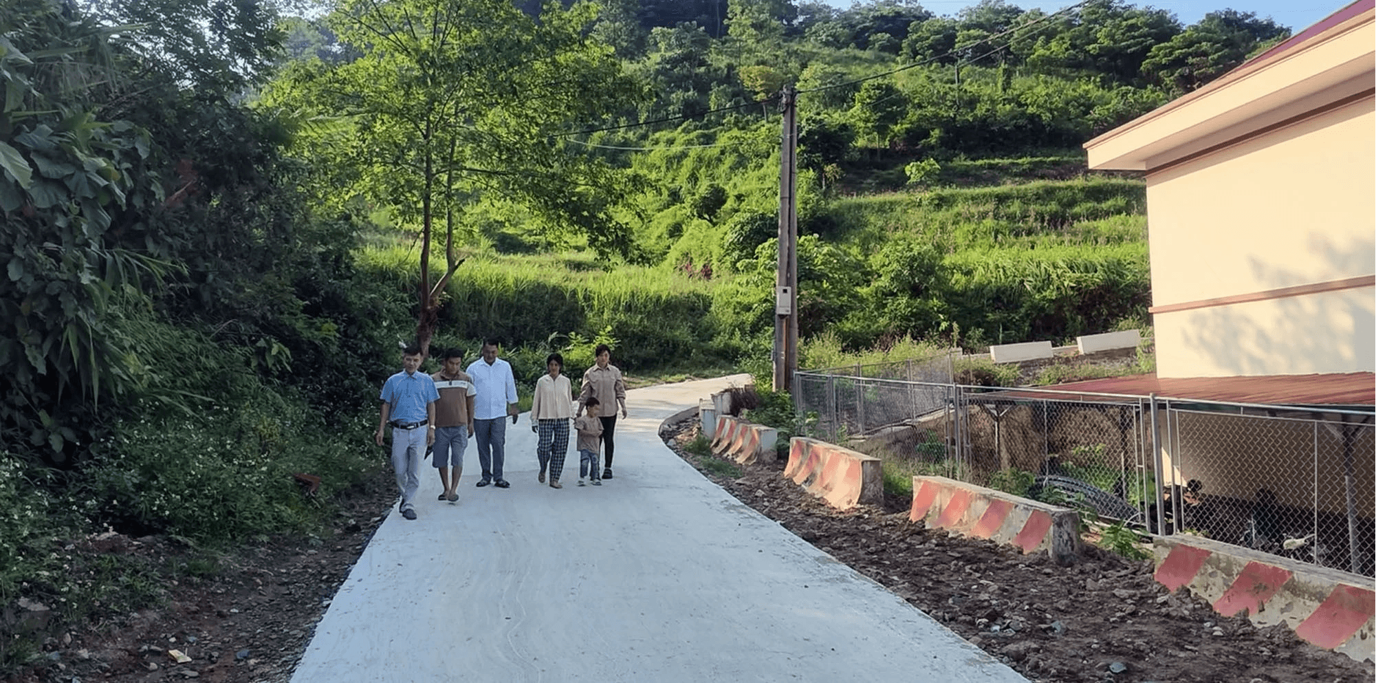 Đời sống người dân vùng cao Lào Cai ngày càng khang trang, hiện đại