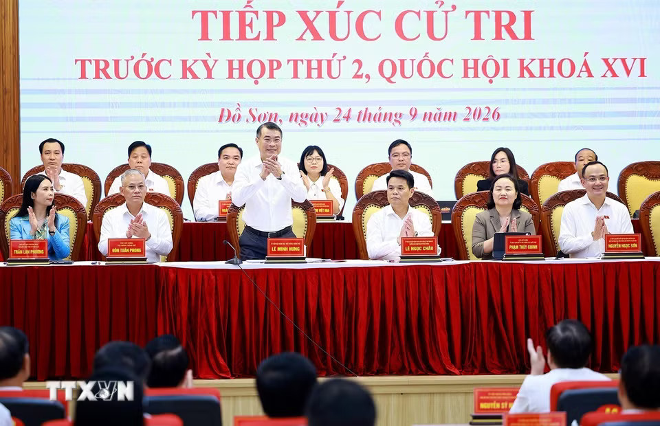 Thủ tướng Lê Minh Hưng và Đoàn đại biểu Quốc hội thành phố Hải Phòng tiếp xúc cử tri thành phố trước Kỳ họp thứ Hai, Quốc hội khoá XVI