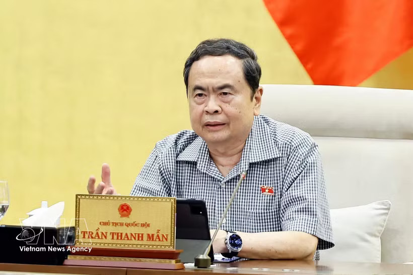 NA President Tran Thanh Man addresses the discussion (Photo: VNA)